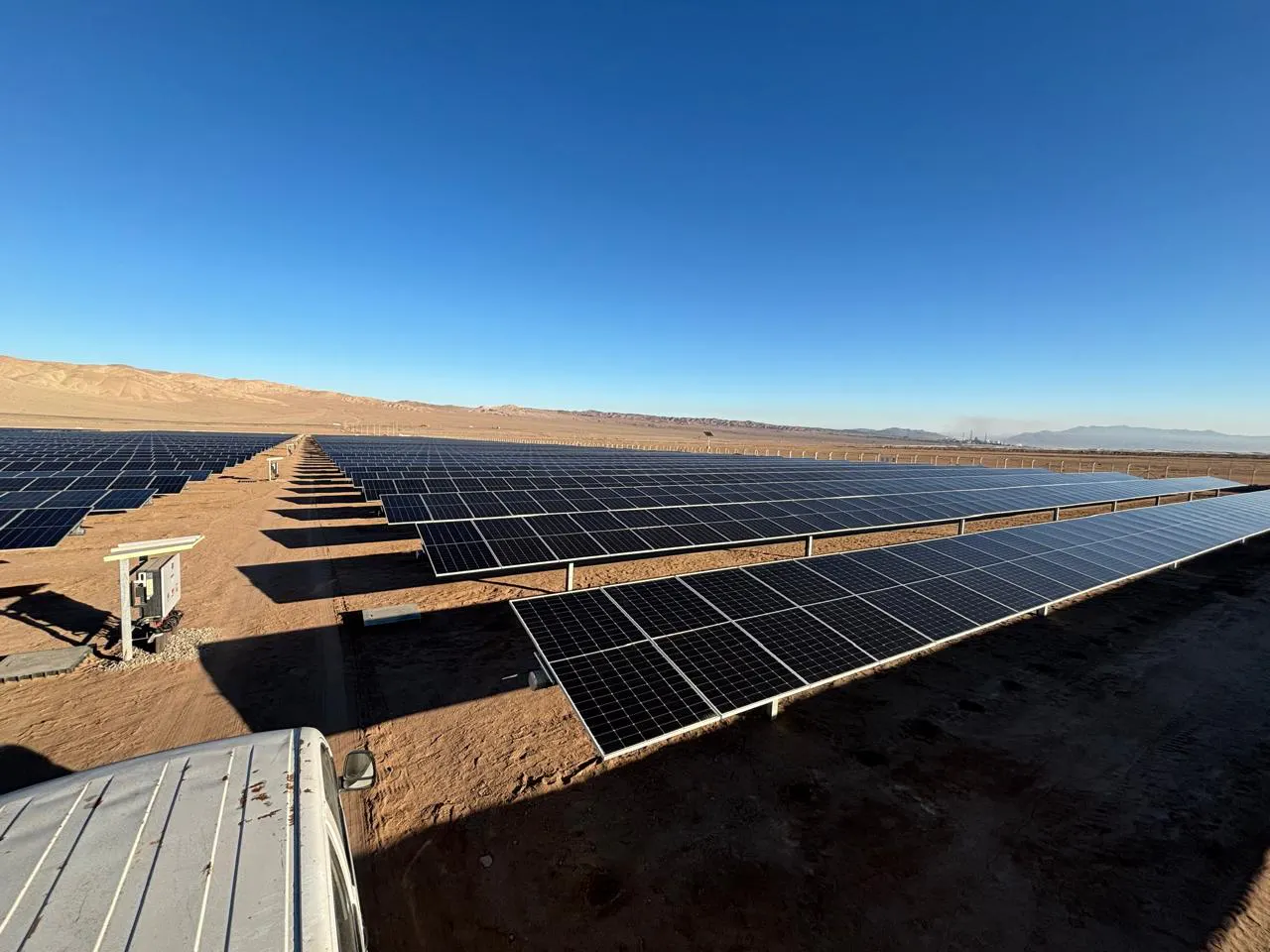 Extensión de módulos fotovoltaicos en una planta solar real